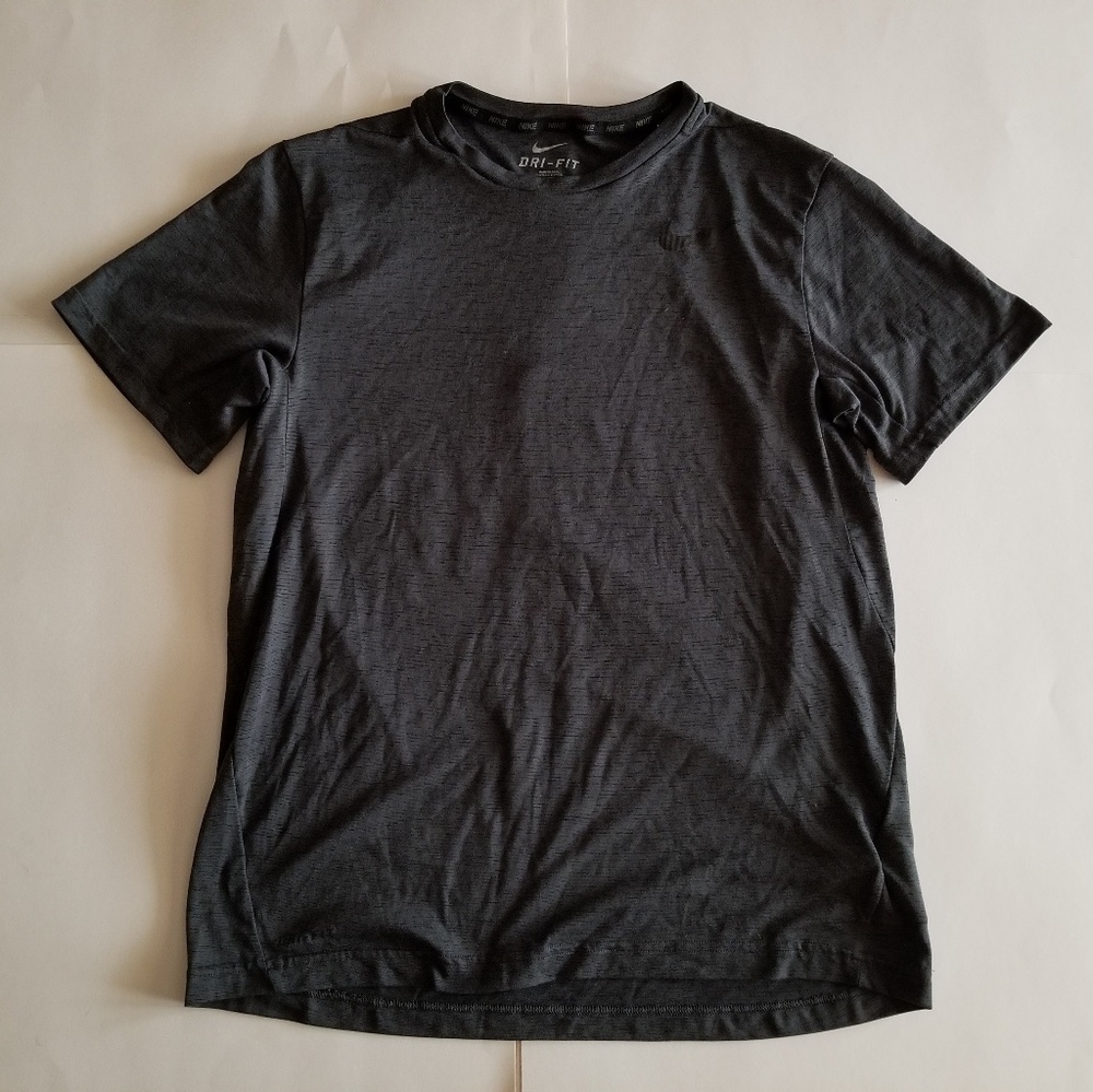 Nike Dri-Fit Gray Gym Shirt Size Large